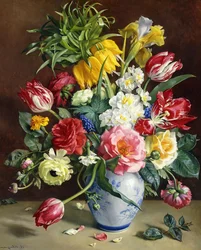 Tulipes, roses, narcisses et autres fleurs dans un vase bleu et blanc