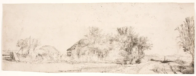 Paysage avec une route longeant un canal