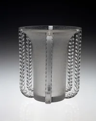 Vase "Marignane", conçu le 11 mai
