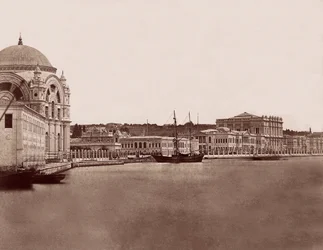 Palais et mosquée de Dolmabahçe