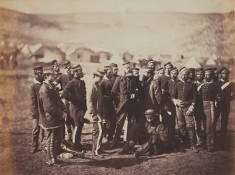 Le colonel Doherty, les officiers et les hommes du 13e régiment de dragons légers, extrait d