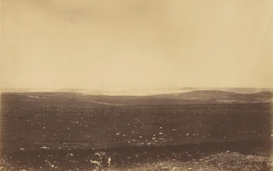 Vue lointaine de Sébastopol avec les lignes de la batterie Gordons.