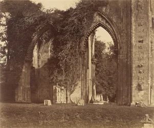 Abbaye de Glastonbury, arcades du bas-côté nord