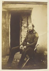 Le prince Édouard de Saxe-Weimar, photographié sur le terrain, Crimée