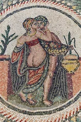 Eros et Psyché. IIIe - IVe siècle. Villa romaine du Casale, Sicile (mosaïque)