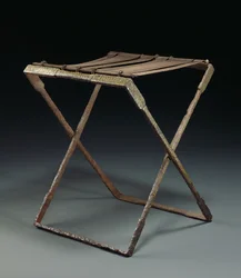 Tabouret pliant, Empire oriental