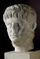 Tête en marbre de Néron (Nero Claudius Caesar Augustus Germanicus) (37-68 apr. J.-C.). Rome, Museo Nazionale Romano. Buste de l