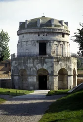 Mausolée de Théodoric le Grand (455 - 526), Ravenne.
