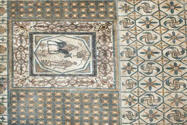Vestiges des mosaïques de la ville romaine