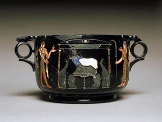 Art romain : coupe à motifs égyptiens. Ier siècle apr. J.-C. Provenant de Castellammare di Stabia. Hauteur 12 cm. Musée archéologique national, Naples