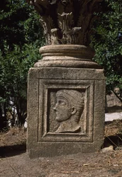 Élément architectural, Haut Empire (27 av. J.-C. - 395 ap. J.-C.)