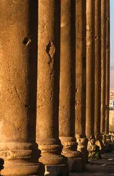 Temple de Bacchus, détail de la colonnade