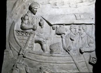 Art romain : « Soldats romains sur un navire pendant la première guerre en Dacie » Moulage de 1862 reproduisant les bas-reliefs de la colonne de Trajan à Rome construite sous le règne de l