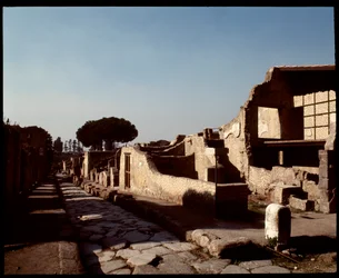 Vue du Decumanus Maximus, Ve siècle av. J.-C.-Ier siècle apr. J.-C.