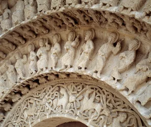 Détail des sculptures du portail sud