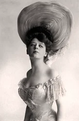Camille Clifford 1885-1971, actrice belge, 1905