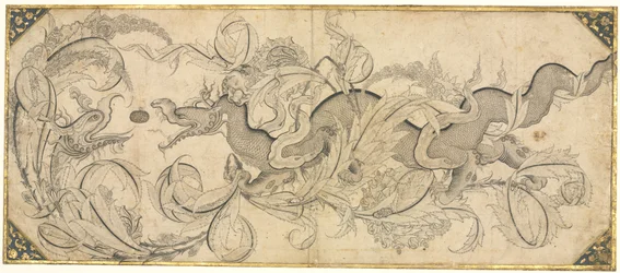 Dragon dans le feuillage avec des têtes de lion et de phénix