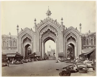 Porte du bazar de Hoesseinabad, Lucknow