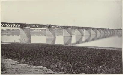 Pont ferroviaire sur la Yamuna à Allahabad