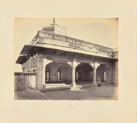 Agra ; le fort, intérieur du zenana montrant les mosaïques, autre vue
