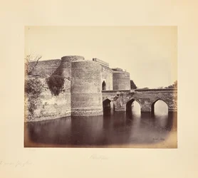 Bhurtpore ; la porte principale du fort