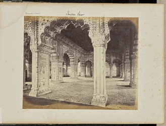 Delhi - Le palais, intérieur du Diwan-i-Khas