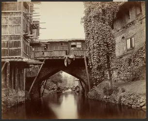 Srinagar; un pont sur le canal Marqual