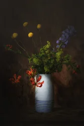 Élégante nature morte florale
