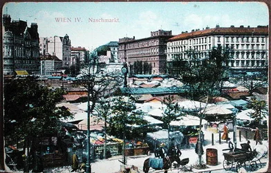Carte postale représentant le Naschmarkt (Marché alimentaire) à Vienne, c.1915
