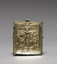 Enkolpion avec la Crucifixion (recto) et Saints Théodore et Georges (verso)