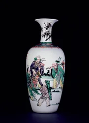Vase en porcelaine chinoise décoré en émaux famille verte (porcelaine)