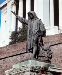 Monument dédié à Cola di Rienzo au Capitole à Rome d
