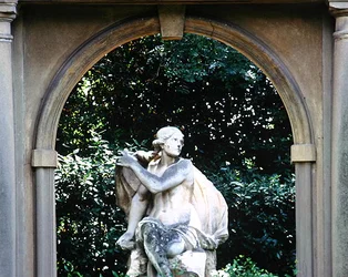 Statue de Vénus, dans les jardins de la Villa la Pietra