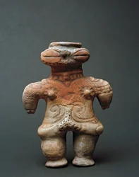 Sculpture en terre cuite dogu de la période Jomon