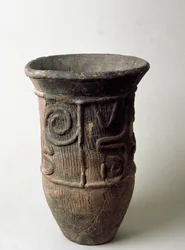 Jar en terre cuite de Chiba, période Jomon 13ème-11ème siècle av. J.-C.