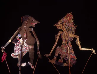Wayang Kulit. Marionnettes de Java. Collection Jean François Hubert. Paris