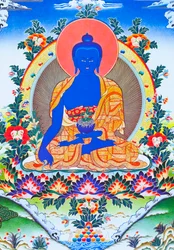 Image représentant le Bouddha de la médecine, le guérisseur suprême en robes monastiques avec un bol contenant la plante médicinale arura dans la main gauche