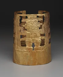 Couronne avec figures de divinités, c.1000 à 200 av. J.-C.