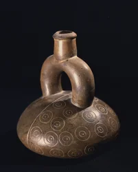 Vase, culture Chavín