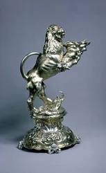 Vase en forme de lion, G. Lang, Ausburg, début du XVIIe siècle (argent doré)
