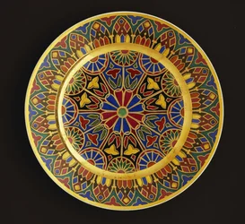 Assiette de dîner impériale de Nicolas Ier, Manufacture impériale de porcelaine, Saint-Pétersbourg