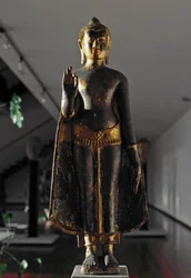 Style Lopburi : Bouddha abhyamudra