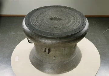Tambour, style Dong Son, 2e-1er siècle av. J.-C.