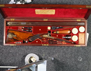 Fusil à percussion D.B. 16 trous, décoré d