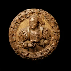 Médaillon, censé représenter Margaret Tudor, du plafond de la chambre de présence du roi au château de Stirling, 1540