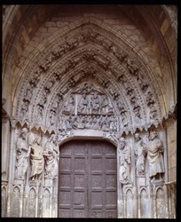 Vue du portail gothique