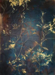 Motifs botaniques bleu profond