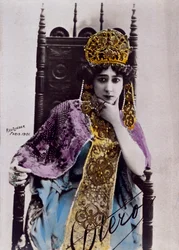 Portrait de Caroline (La Belle) Otero (1868-1965), carte postale avec autographe