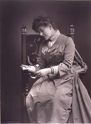 Ellen Terry (1847-1928) portrait photographique, milieu des années 1880