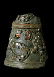 Basse Mésopotamie, Irak, art sumérien : vase en serpentine provenant du temple de la déesse Inanna, site de Nippur : représentation d